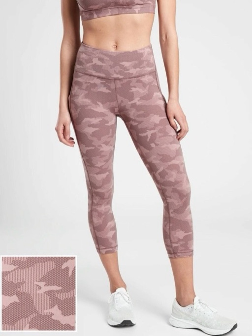 Fits like a Small: Athleta Ultimate Stash Camo Capri Leggings — Like New!